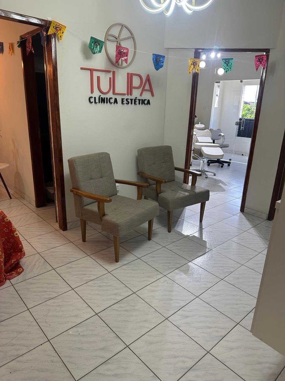 Cadeiras de espera na recepção